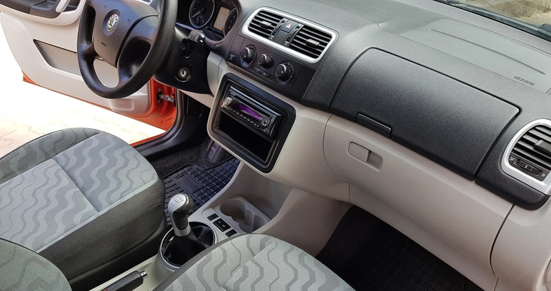 Skoda Fabia cena 15900 przebieg: 125000, rok produkcji 2007 z Strzegom małe 742